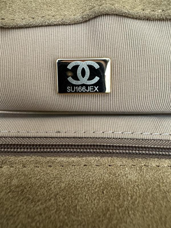 2026131214232910 700